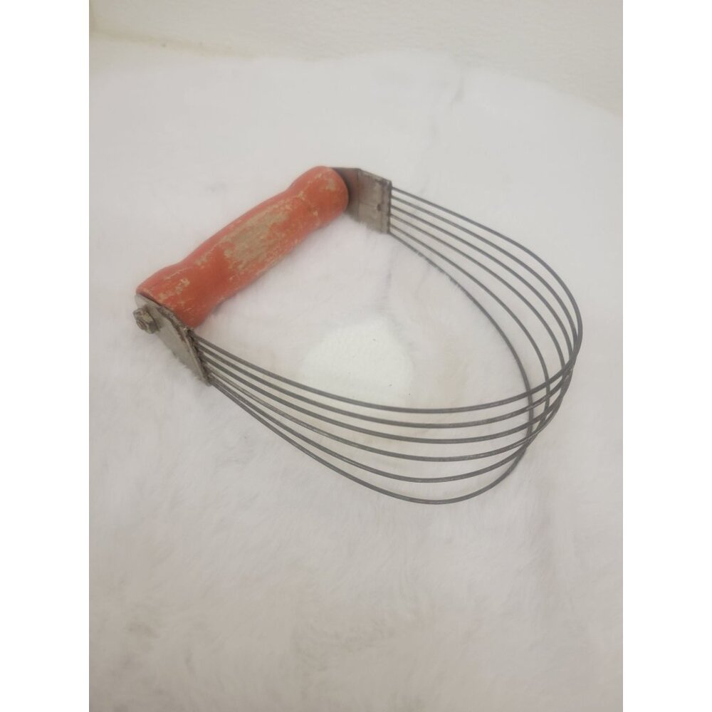 Vintage Pastry Cutter Androck USA with Orange Wood Handle